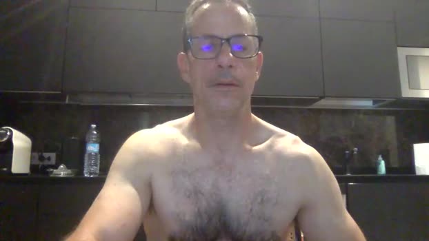 nakedsuperman1234  03-06-2023