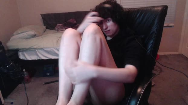 nerdytwink69  08-06-2023