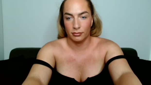 megan_coxxxx  13-06-2023