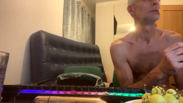 hornybynature96  22-07-2023