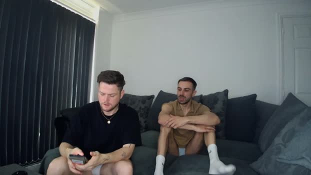 twotwinkhusbands  16-08-2023