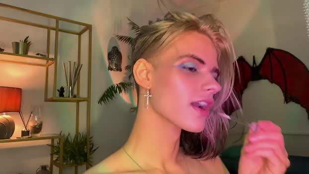 imkawaiiboi  18-08-2023