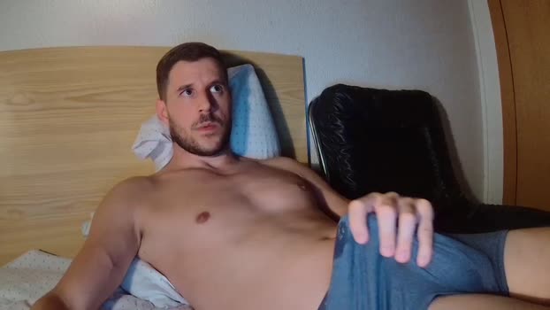 milkhotcam23  21-08-2023