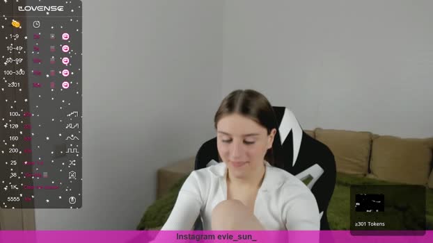 evie_may  27-08-2023