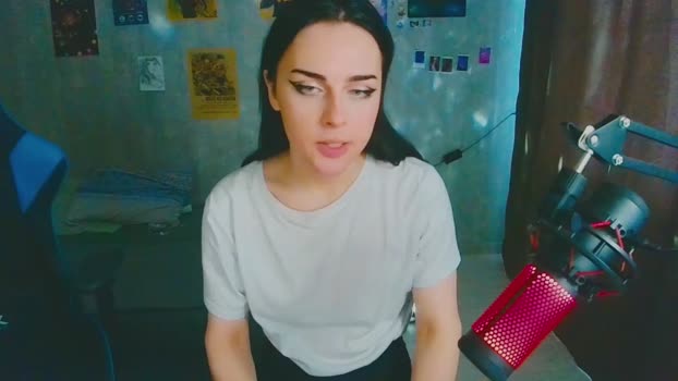 _juicy_peachy_  28-08-2023