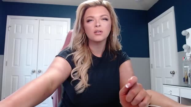 kellynicolexoxo  31-08-2023