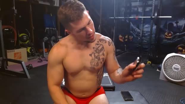 browneyedmuscleboy32  27-09-2023