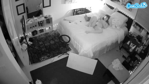 voyeurcam-hornyhostel-01