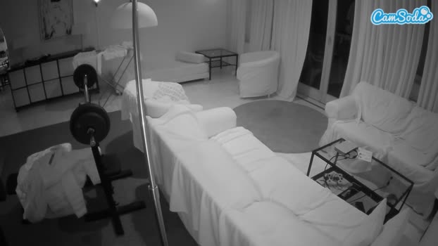 voyeurcam-julmodels-living-4