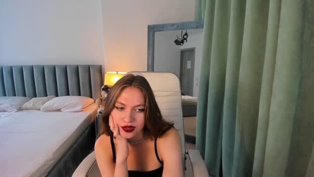 niky_jill  16-10-2023