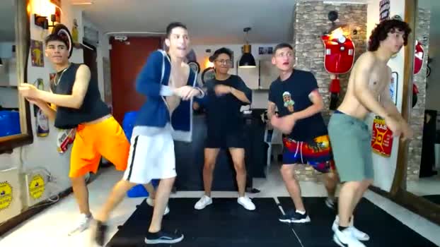 sextwinksx  21-10-2023