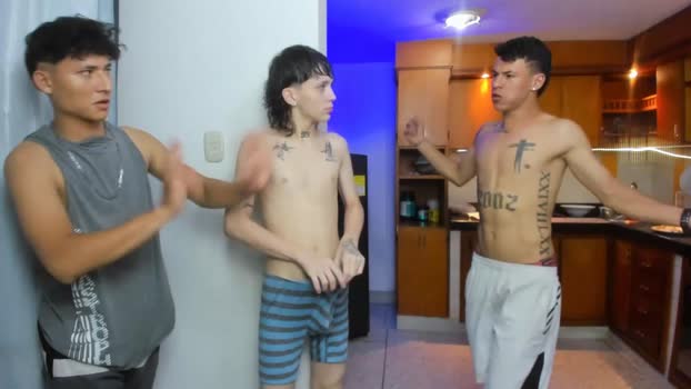 boysdeluxemilitary  25-10-2023