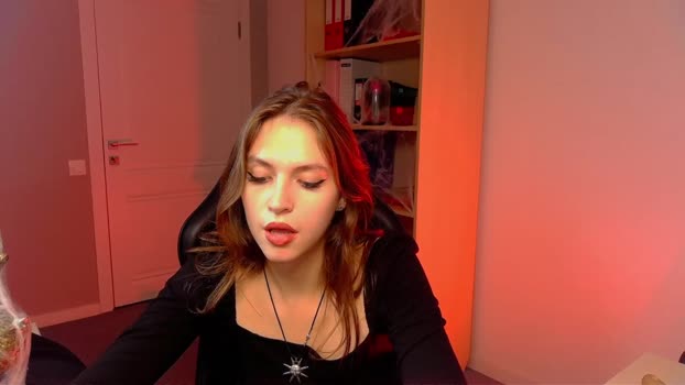 niky_jill  30-10-2023