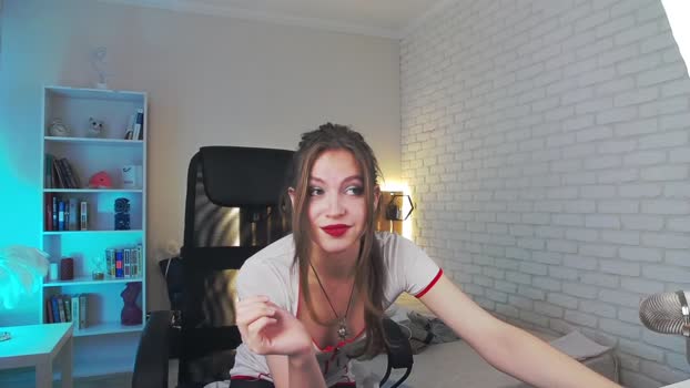 niky_jill  13-11-2023