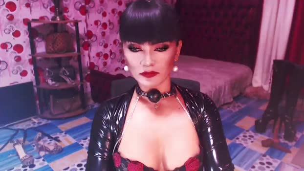 _hailyourqueenx  14-11-2023