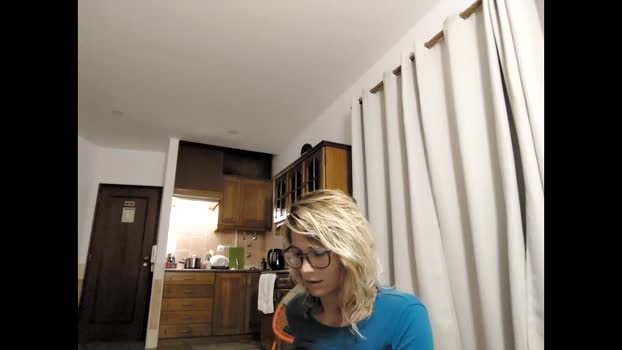 lailagetsnaked  24-11-2023