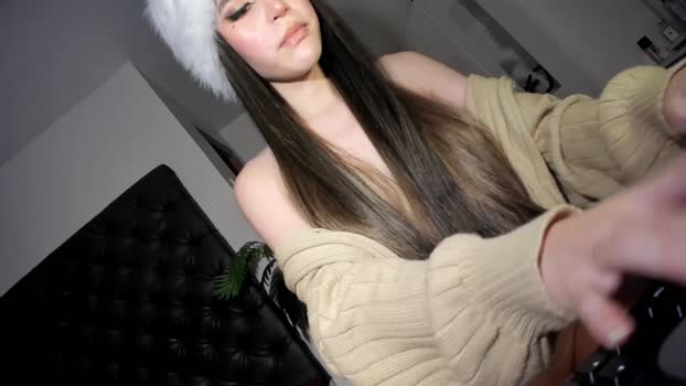 _alluring_christie_ 09-12-2023