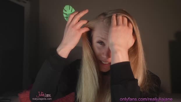julia_jane 07-03-2024