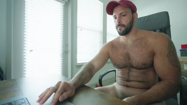 brucestryker Chaturbate 17-04-2024 Males
