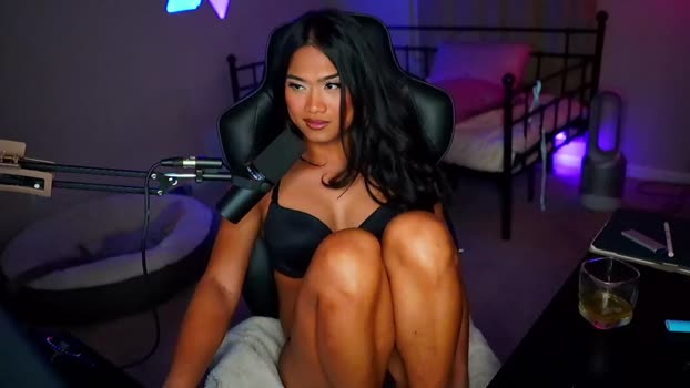 ynaong Chaturbate 20-04-2024 Trans