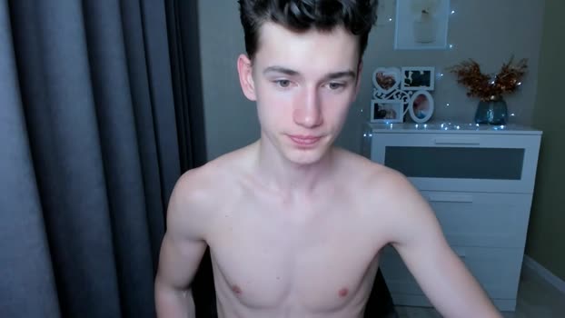 max_foks Chaturbate 23-04-2024 Males