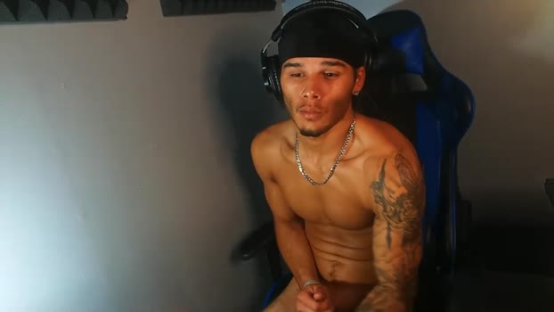kylewhitedgs Chaturbate 25-04-2024 Males