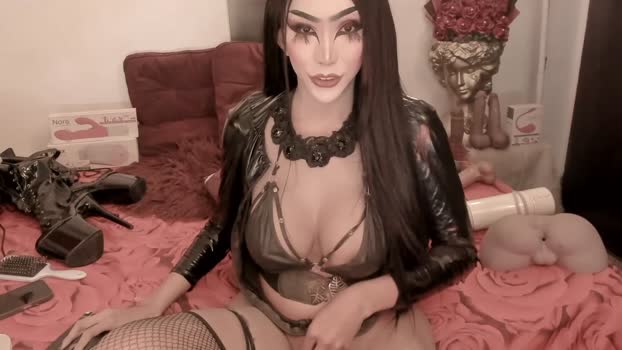 queenmaniacts Chaturbate 12-06-2024 Trans