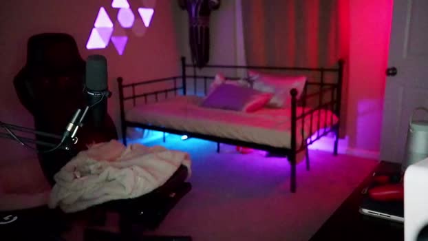 ynaong Chaturbate 13-07-2024 Trans
