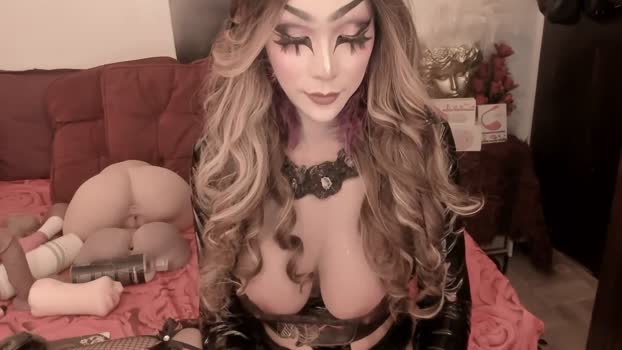 queenmaniacts Chaturbate 18-08-2024 Trans