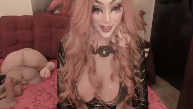 queenmaniacts Chaturbate 19-08-2024 Trans