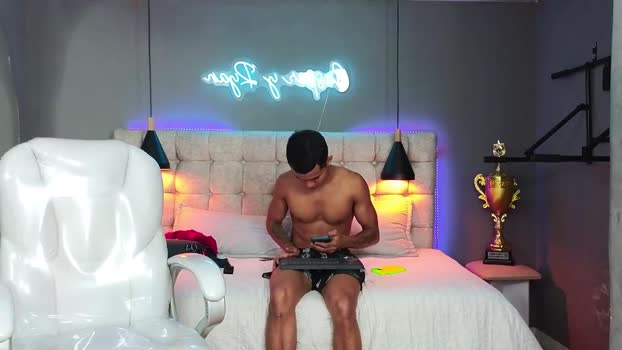 paradise_boy_s Chaturbate 20-08-2024 Males
