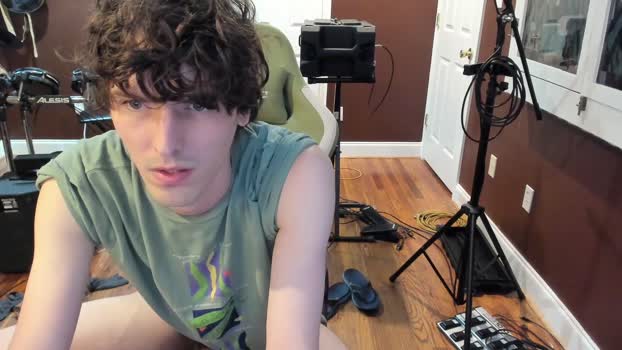 wolfiekitty Chaturbate 26-08-2024 Males