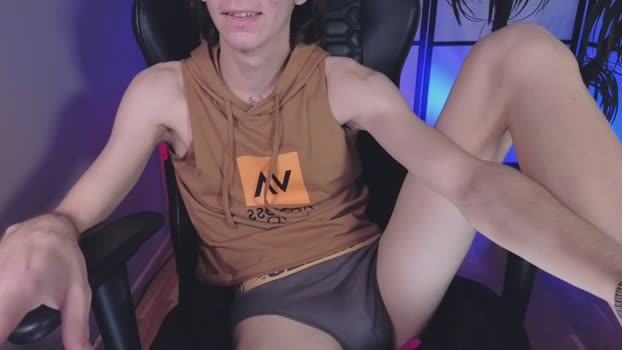 tommiehi Chaturbate 31-08-2024 Males