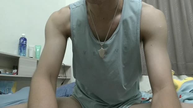 sexysmboy82