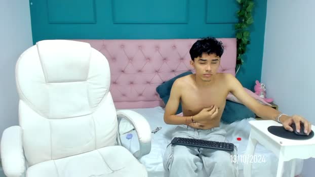 klaus_sunrise_xx Chaturbate 14-10-2024 Males
