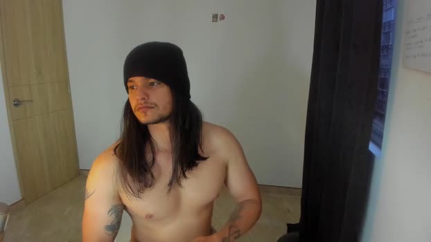 loganhot22 fuckass Webcam SHOW @ Chaturbate 28-10-2024