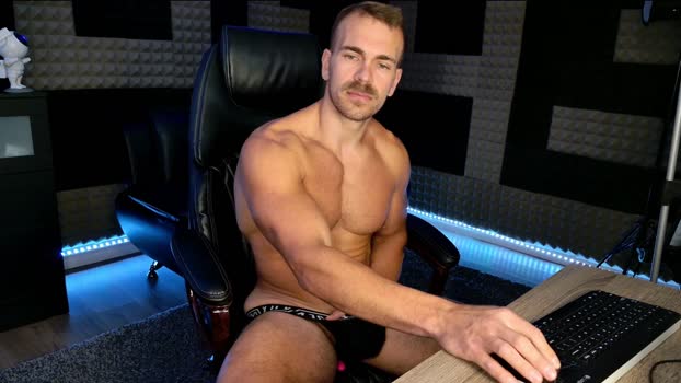 finch93 jerkoff Webcam SHOW @ Chaturbate 13-11-2024