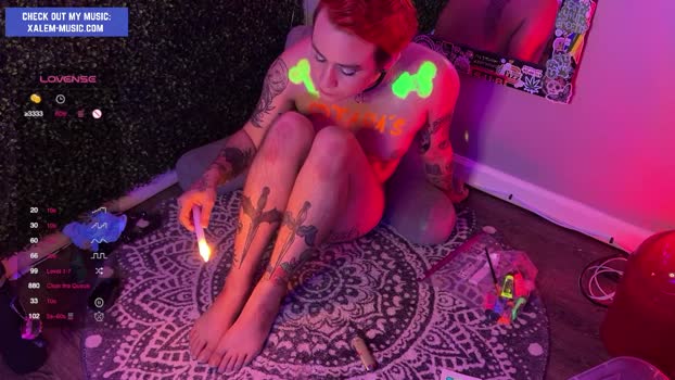 iwillbeyourmuse sexyfeet Webcam SHOW @ Chaturbate 15-11-2024