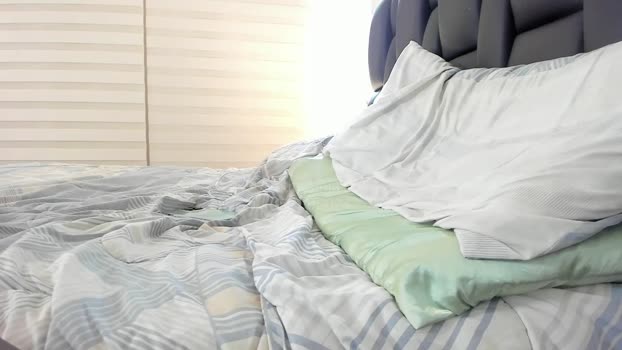 petitealejats gay Webcam SHOW @ Chaturbate 17-11-2024