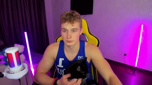 kurt_hanssen cute Webcam SHOW @ Chaturbate 25-11-2024