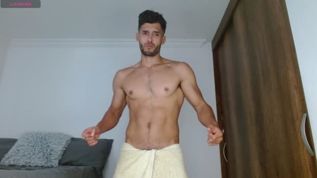 noah_jhonsonn suckshow Webcam SHOW @ Chaturbate 05-12-2024