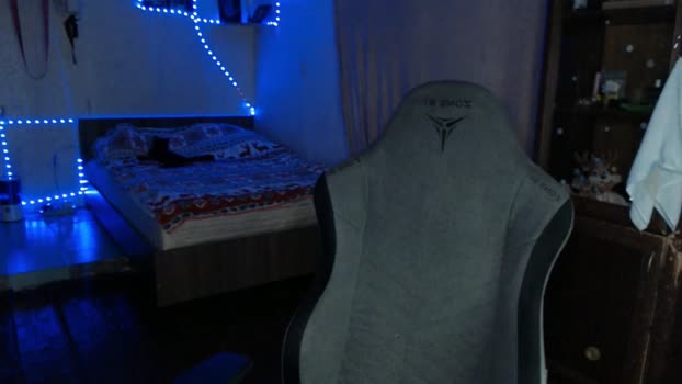 _purrari legs Webcam SHOW @ Chaturbate 12-12-2024