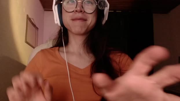 emily_pearl_ show Webcam SHOW @ Chaturbate 15-12-2024