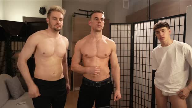 muscularfriend toys Webcam SHOW @ Chaturbate 14-12-2024