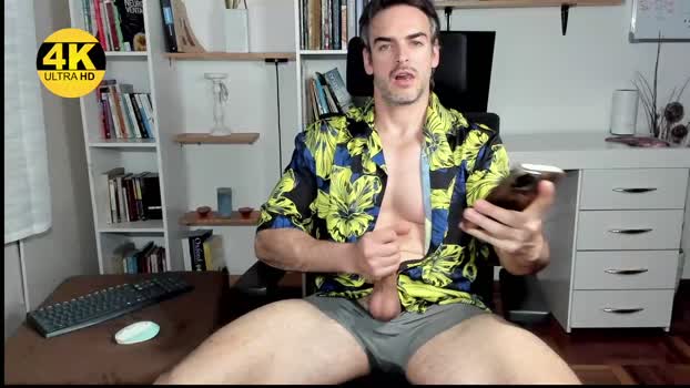 hot_martin25 kiss Webcam SHOW @ Chaturbate 18-12-2024