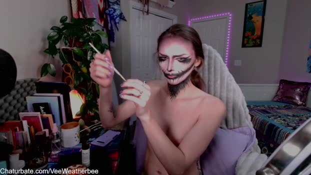 veeweatherbee legs Webcam SHOW @ Chaturbate 22-12-2024