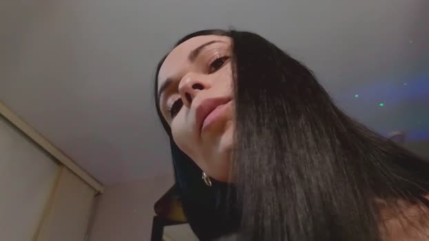 miavero toys Webcam SHOW @ Chaturbate 24-12-2024
