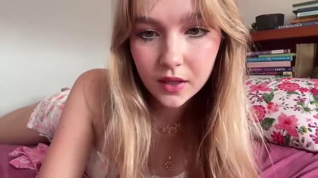 kittengirlxo Female Chaturbate 27-12-2024