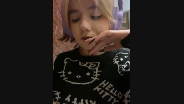 Baby__Naughty StripChat Female 14-01-2025