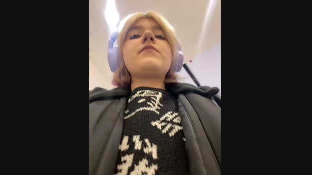 Baby__Naughty StripChat Female 15-01-2025